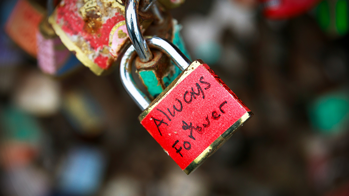 red pad lock